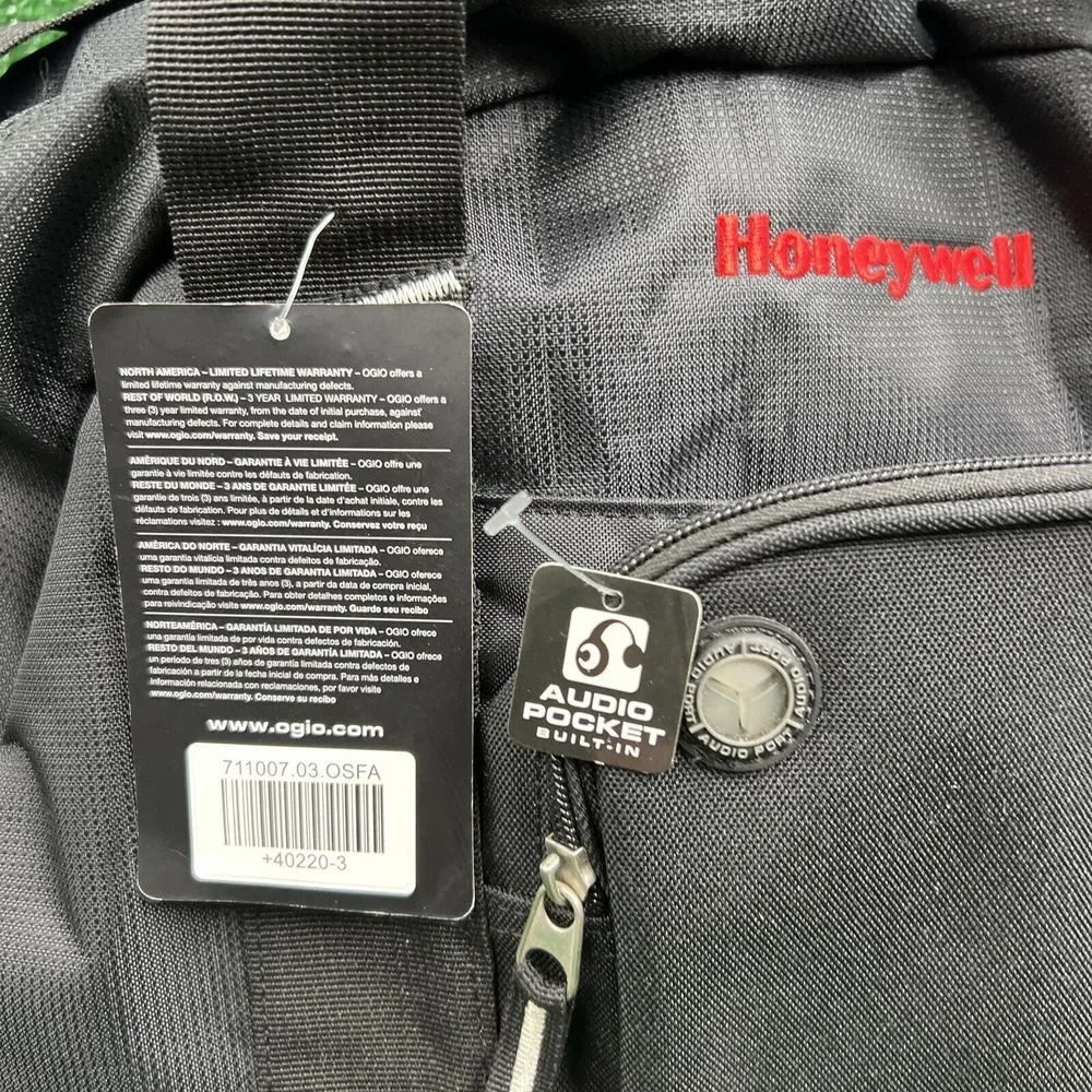 Ogio Half Dome Duffle Gym Bag Honeywell Logo Black‎ With Audio Pocket NWT